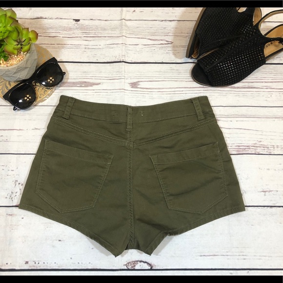 Green shorts size 28 woman - Picture 6 of 6
